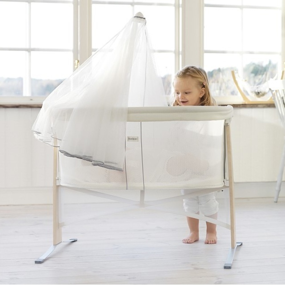 Pottery barn bassinet Babybjorn